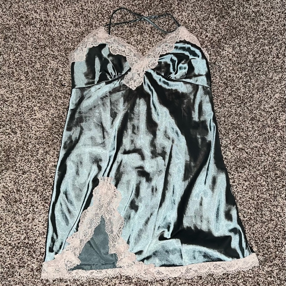 Green lingerie slip SHEIN